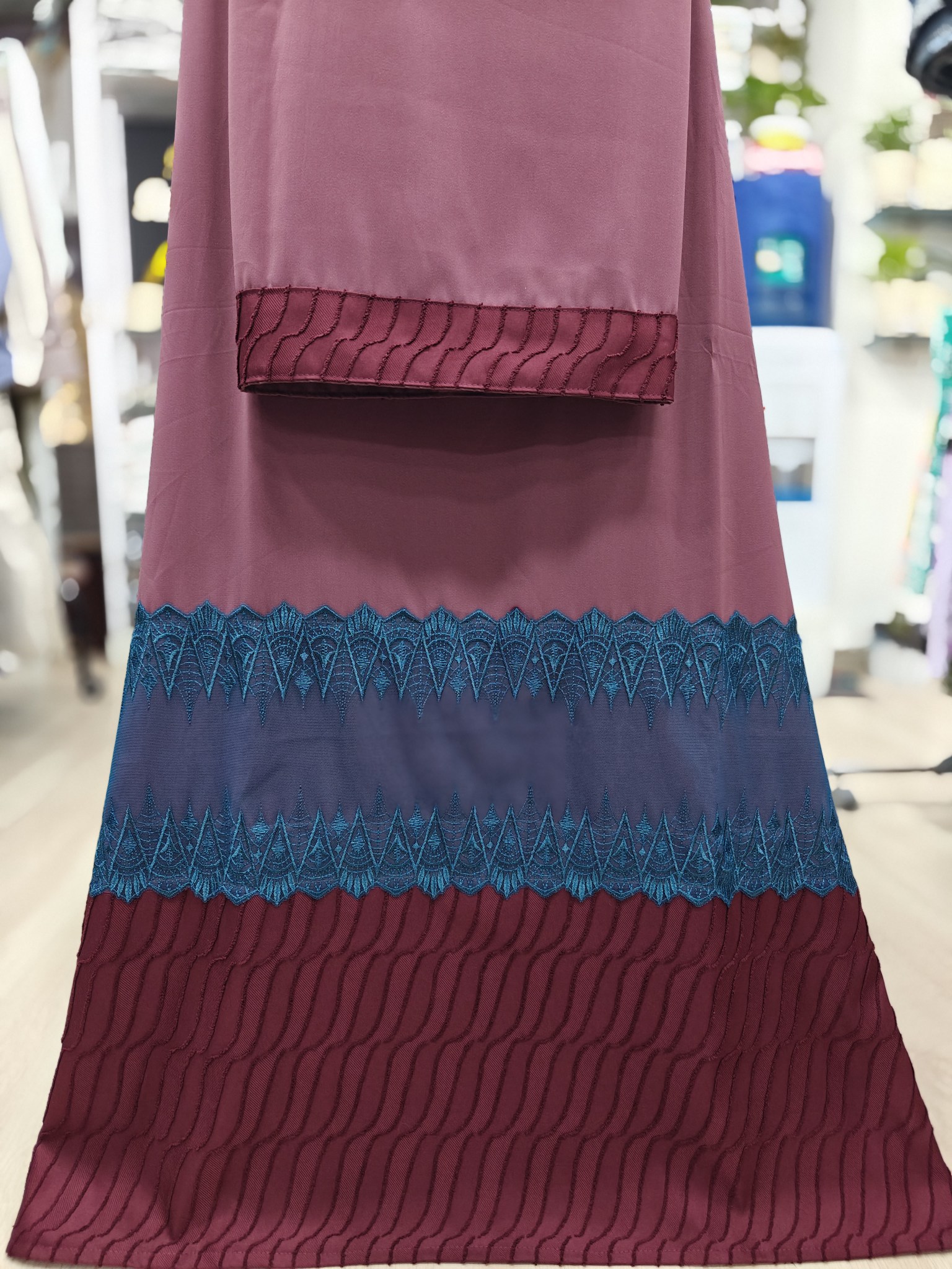 Mauve Abaya Lacing Rida Mauve Abaya Lacing Rida